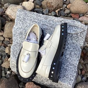 Platform STUD SHOES Free People  Teagan Tassle IVORY PATENT Sz 9